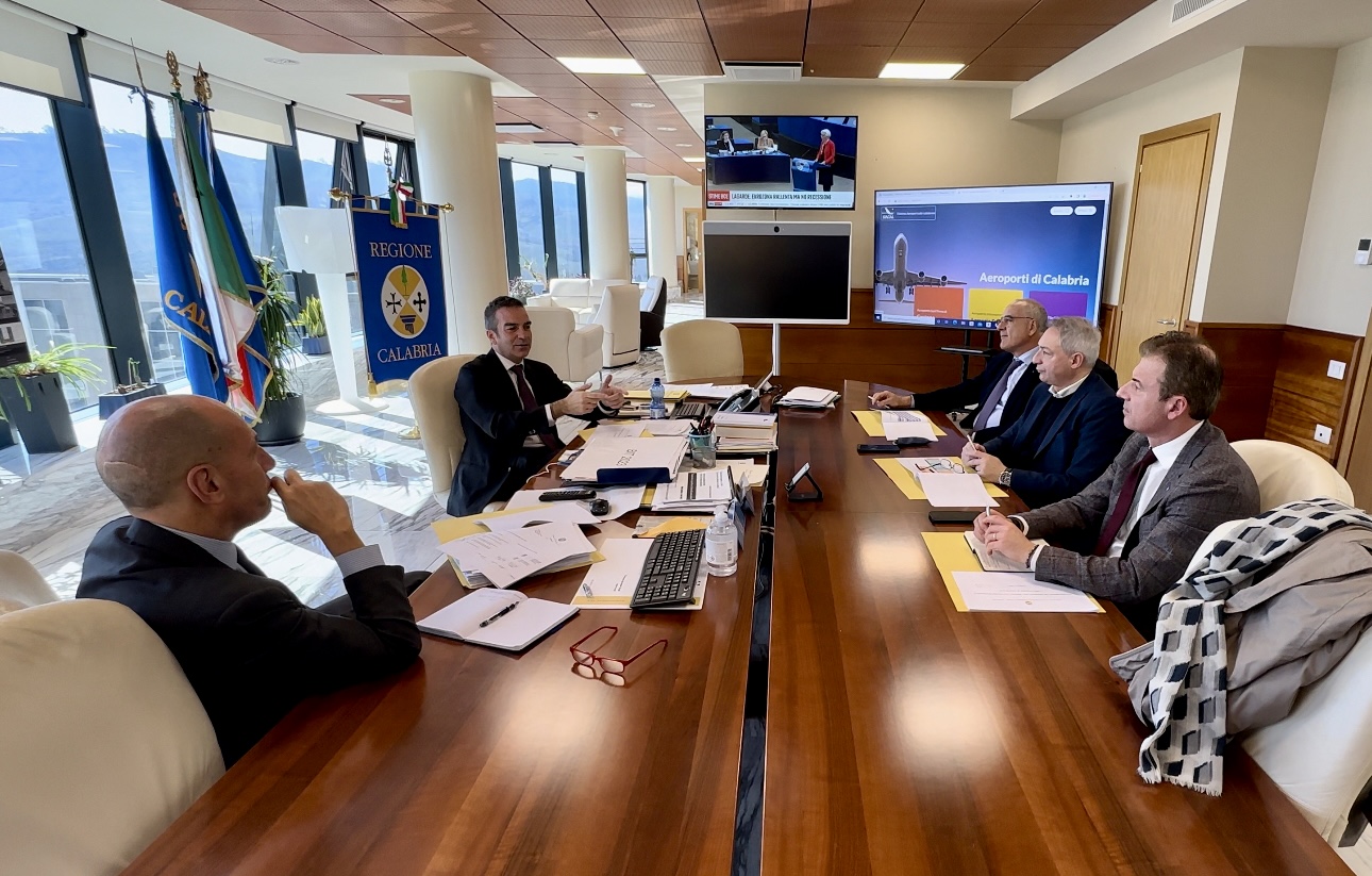 Occhiuto incontra Cgil-Cisl-Uil. Confronto su sviluppo, ambiente, riforme e sanità