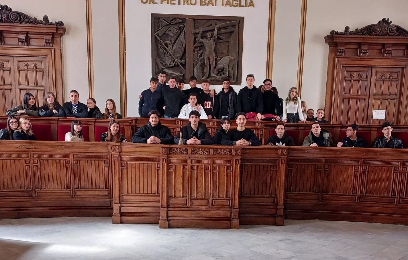 Reggio Calabria – Palazzo San Giorgio apre le sue porte agli studenti del Liceo Scientifico Alessandro Volta