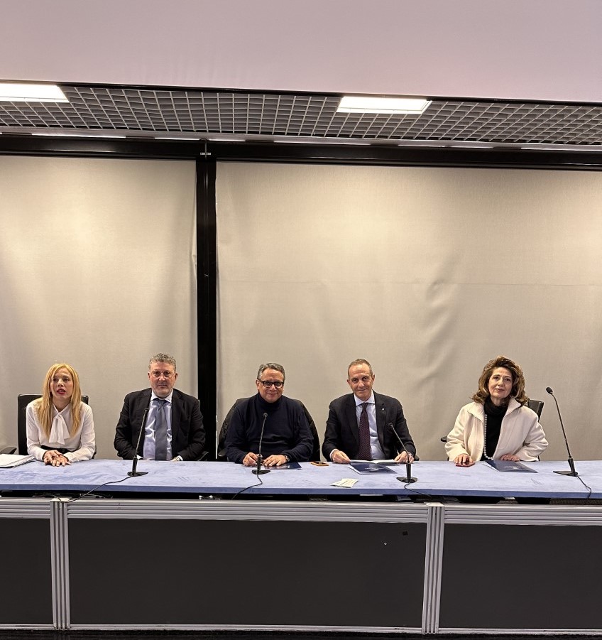 Reggio Calabria – Grande successo della manifestazione “Safer Internet day”