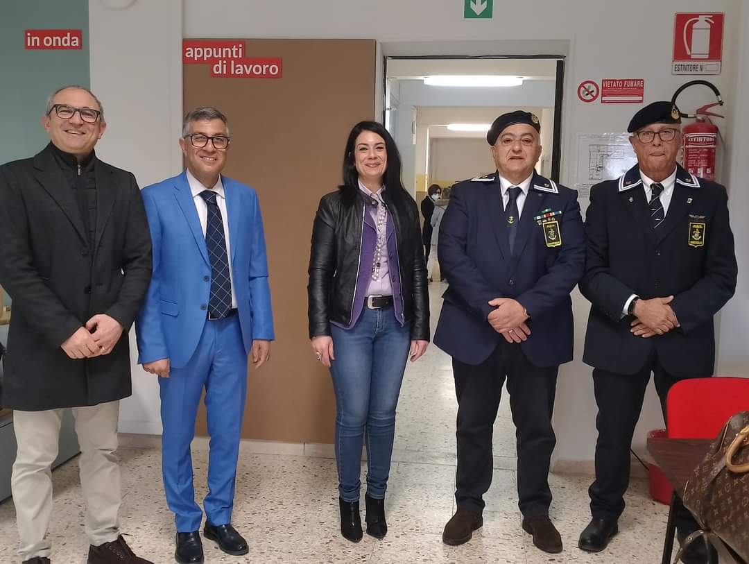 Reggio Calabria – Gli alunni dell’IC “Radice Alighieri” alla scoperta dei sommergibili