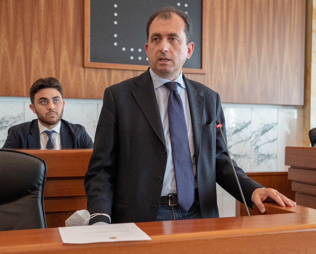 Giordano e Conia contro l’autonomia differenziata: “La Regione ha dimostrato di stare dalla parte di chi vuole spaccare il Paese in due”