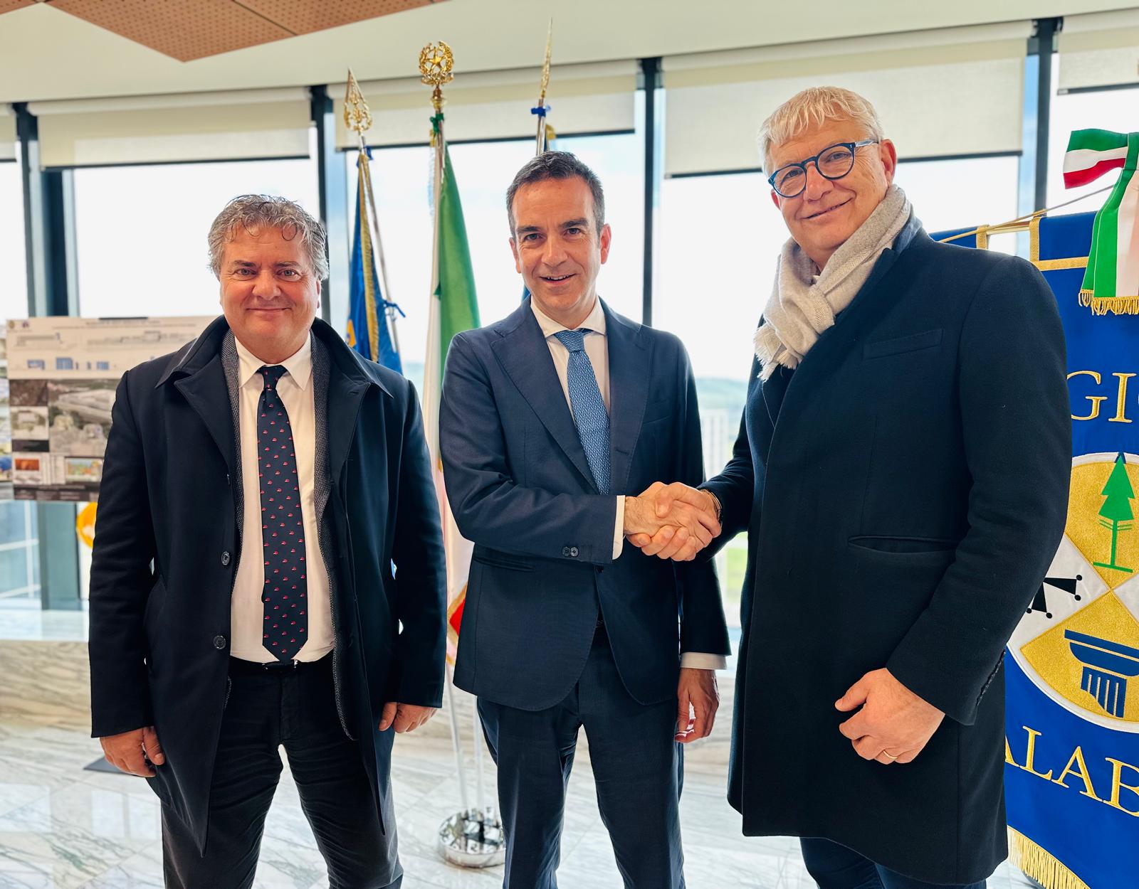 Occhiuto: “La Giunta stanzia primi 3mln per adeguamento stadio Catanzaro”