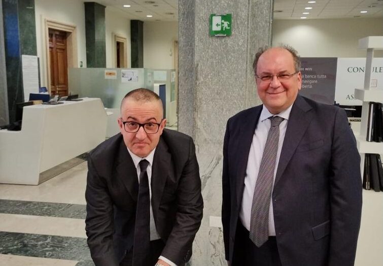 A Reggio Calabria l’accordo tra Intesa Sanpaolo e Confesercenti Calabria per promuovere gli investimenti delle imprese