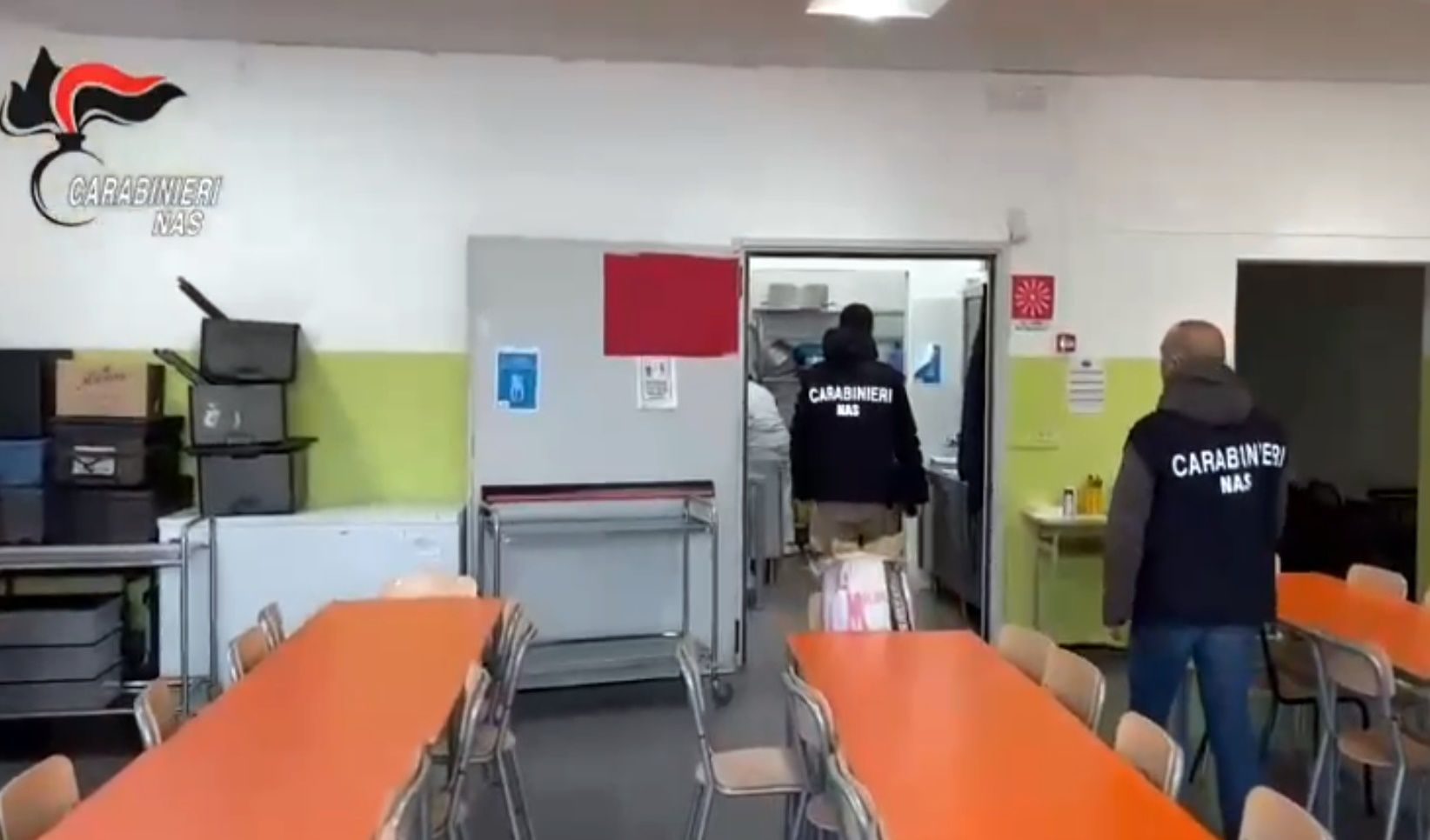 Controlli del Nas nelle mense scolastiche in Calabria: molte irregolarità