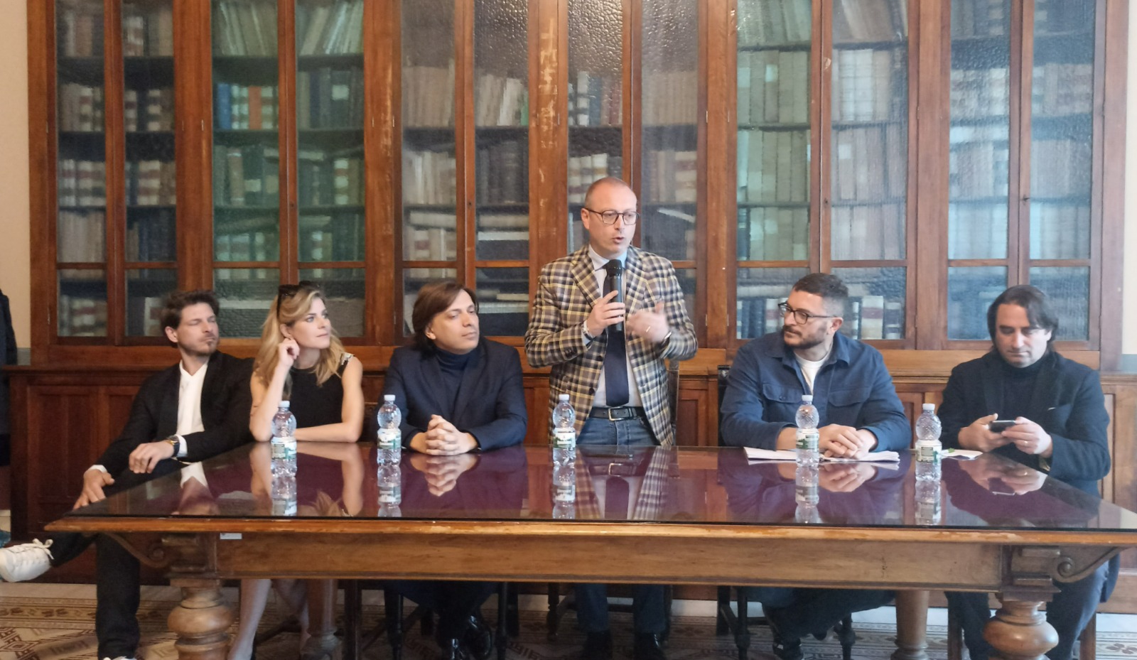 “Buio come il Cuore”, presentato il noir di Marco De Luca che porta in scena le bellezze del territorio reggino