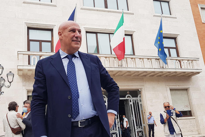 Naufragio migranti, il sindaco di Crotone a Meloni: “Qui è mancato il governo”