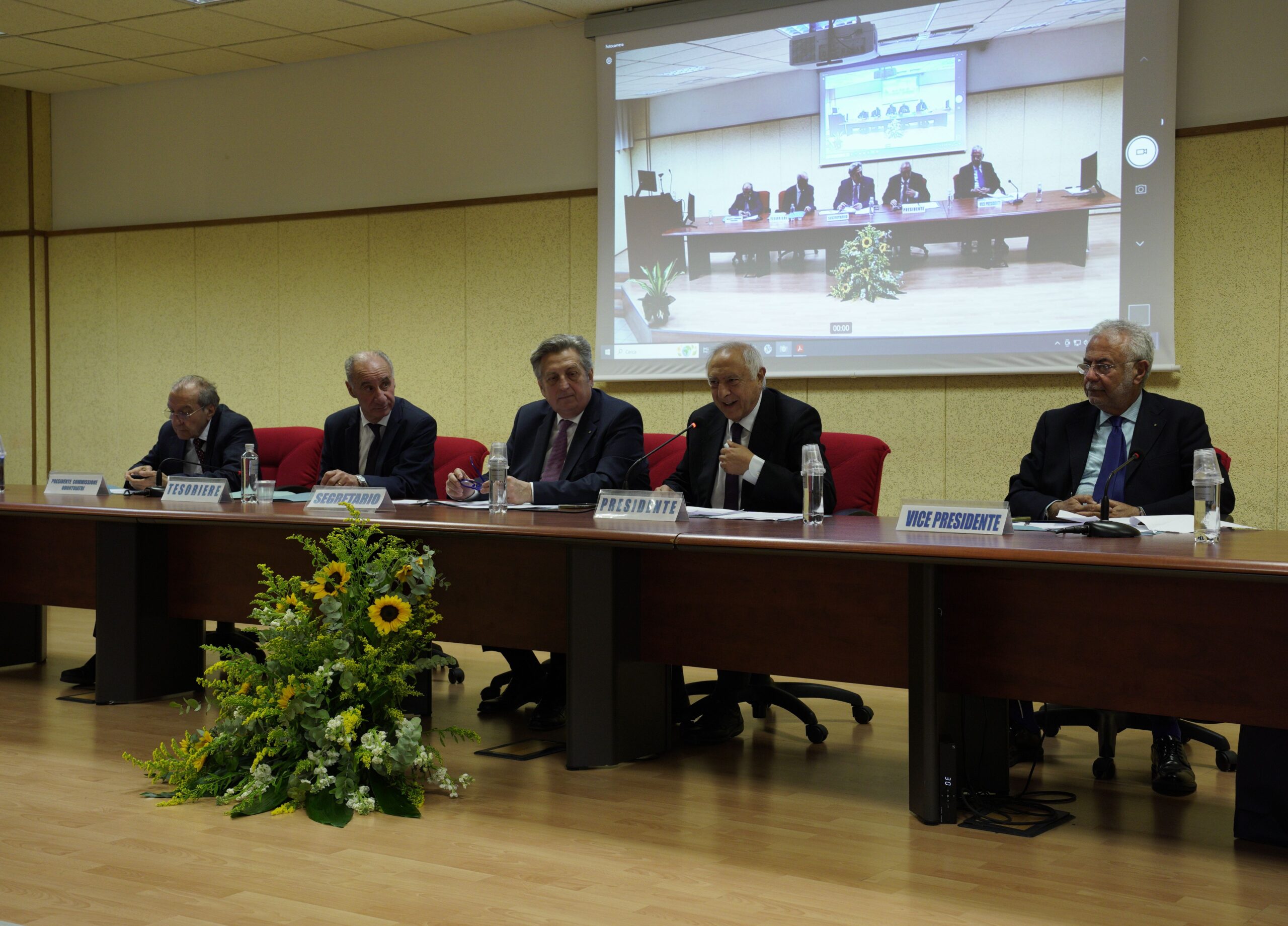 Reggio Calabria – Ordine dei Medici approva consuntivo e bilancio. Premiati i medici con 50 e 60 anni di Laurea