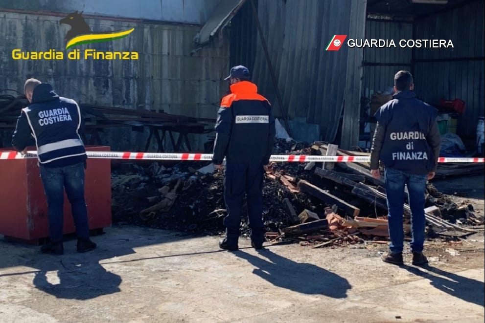 Vibo Valentia – Sequestrato un cantiere navale