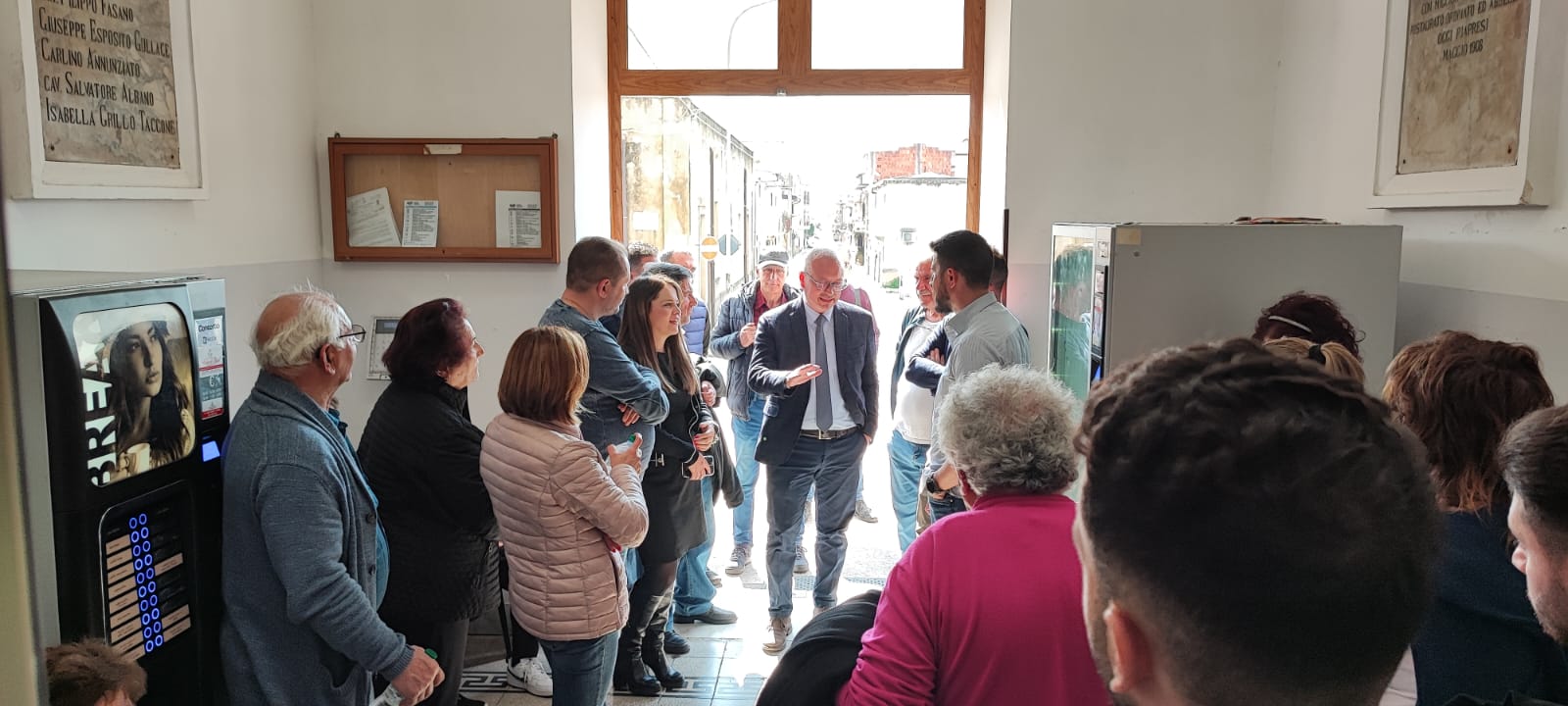 Versace al presidio dell’Ospedale di Oppido Mamertina: “Giusta protesta costruttiva. Politica regionale dia risposte concrete”