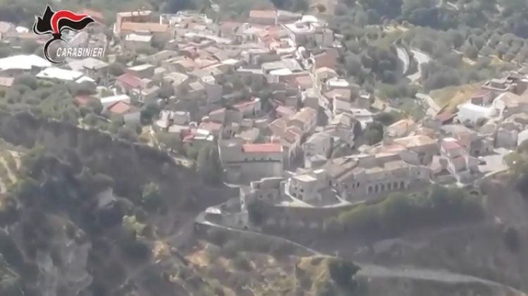 ‘Ndrangheta a Reggio Calabria, blitz contro le cosche della Locride. I nomi delle persone coinvolte