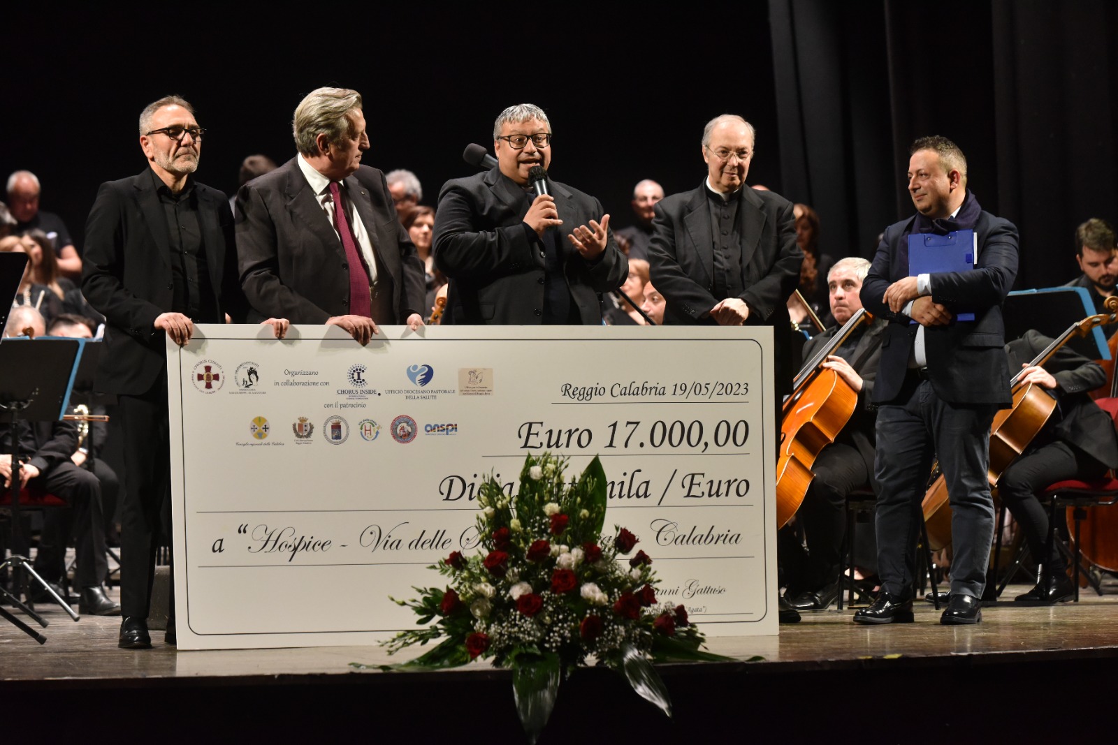 Reggio Calabria – Un tripudio di musica ed emozioni con il concerto “Christus Vincit”