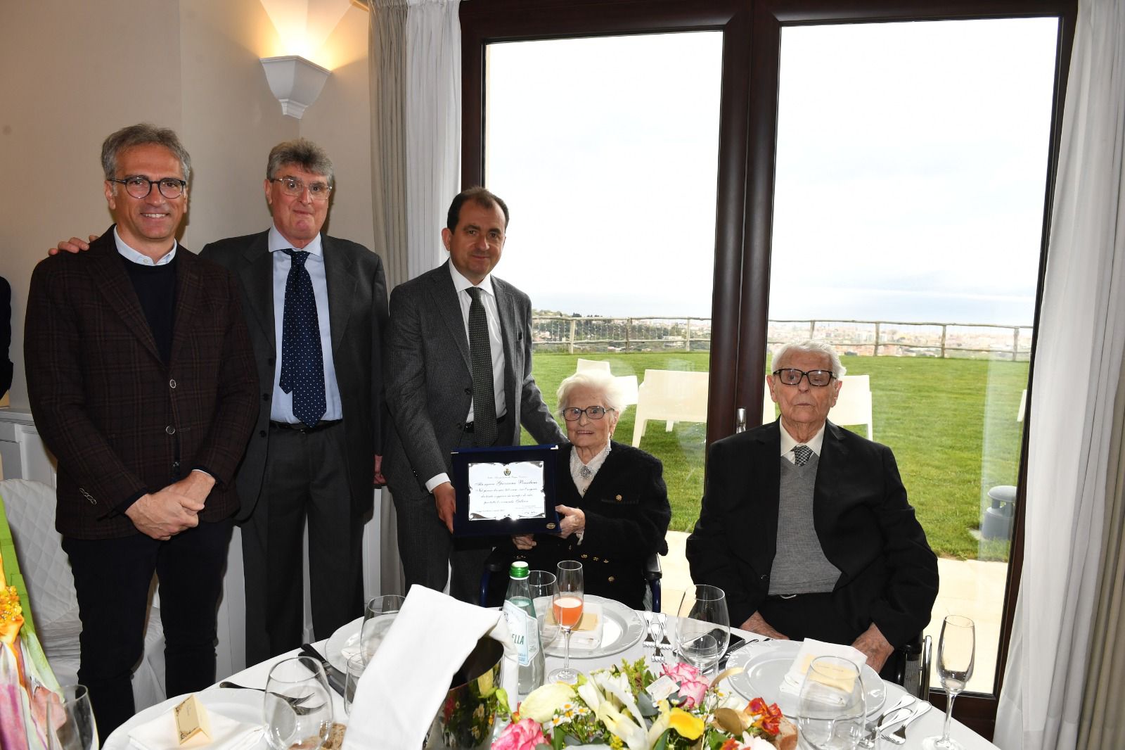 Reggio Calabria – Gli auguri della Città Metropolitana per i 100 anni della signora Giovanna Pensabene