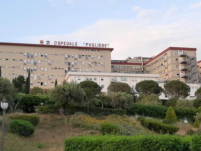 Perquisizioni e sequestri nell’ospedale di Catanzaro