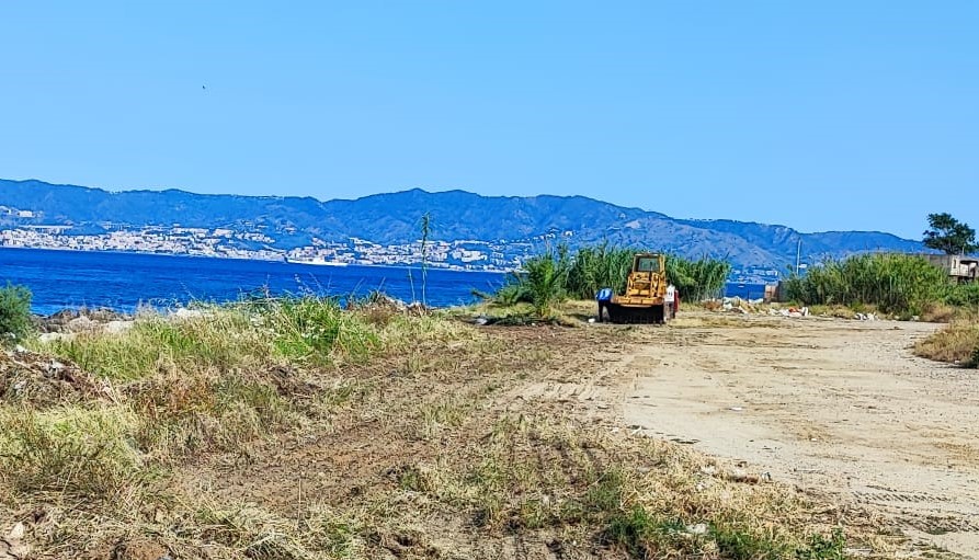 Pulizia del litorale e pedane per le persone con disabilità: al via il progetto “spiagge accessibili”