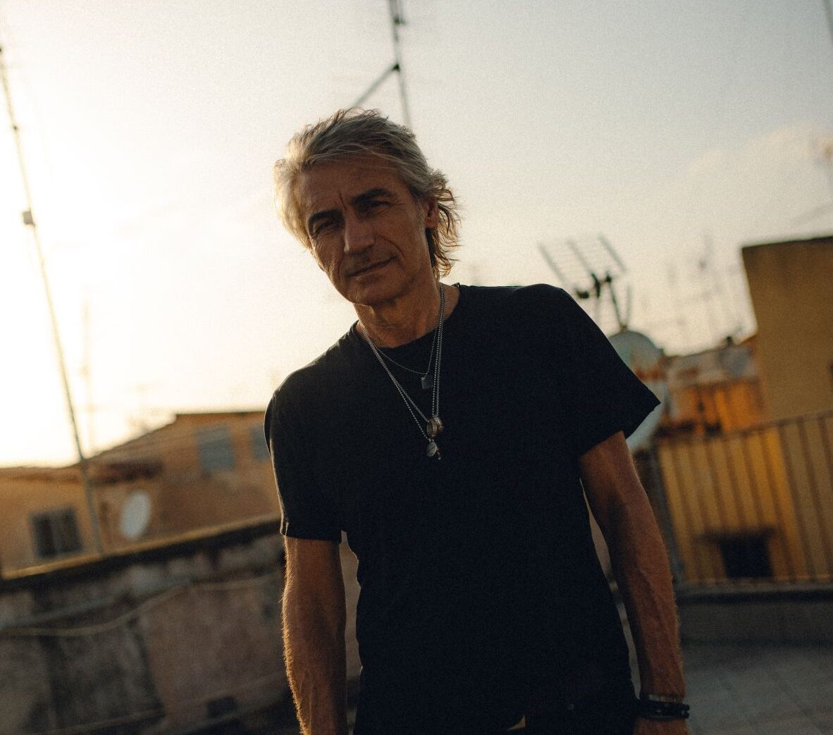 Luciano Ligabue raddoppia le date del concerto a Reggio Calabria