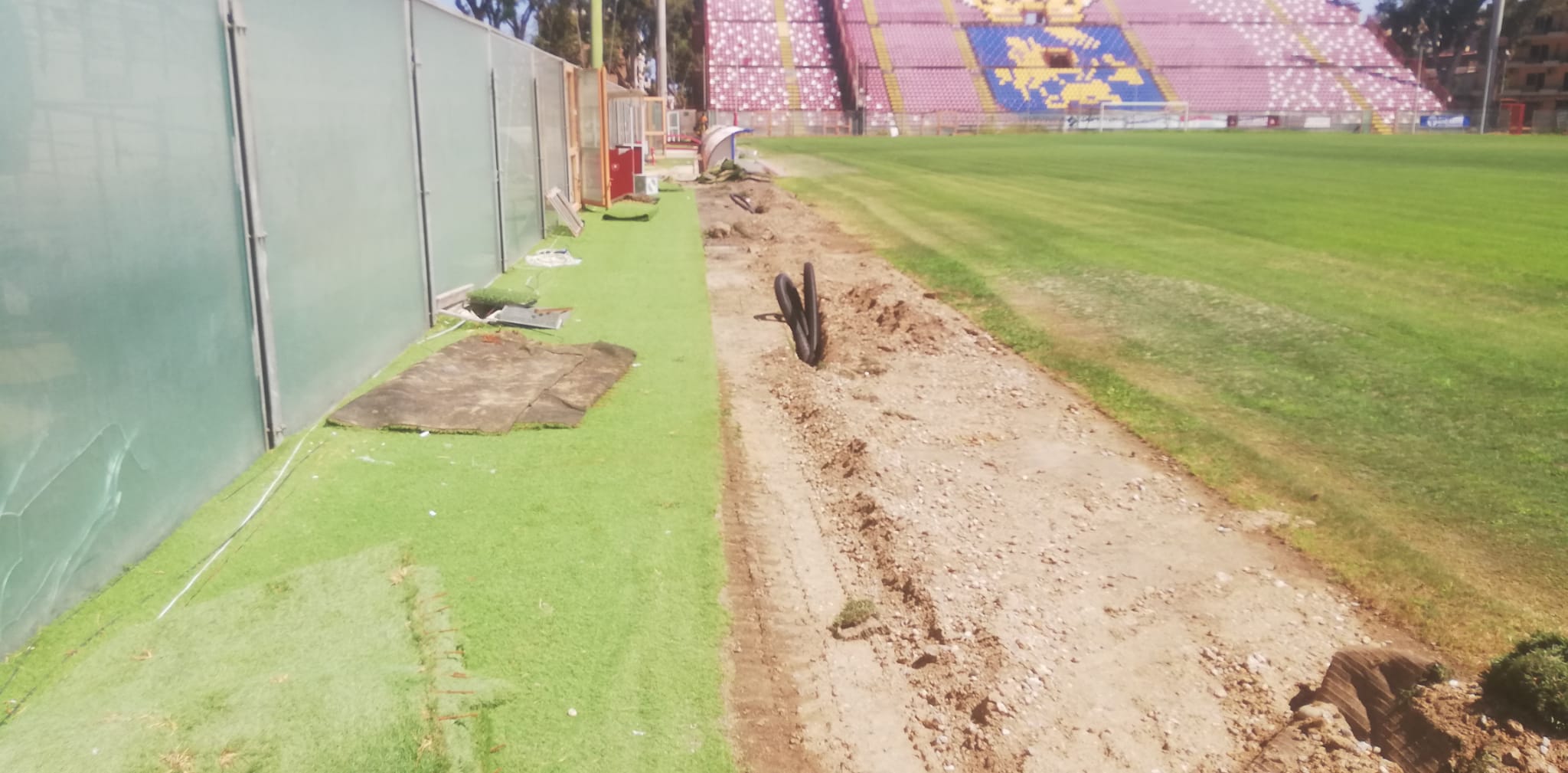 Procedono i lavori per il nuovo impianto di illuminazione e l’efficientamento energetico dello Stadio Oreste Granillo