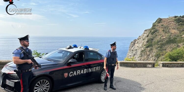 Motorino rubato a Milano nel 2000 ritrovato nel Reggino: denunciato un giovane