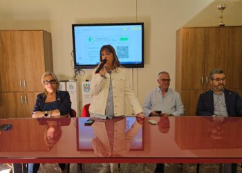 REGGIO CALABRIA E IA: STUDENTI PROGETTANO LA CITTÀ DEL FUTURO