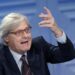 VITTORIO SGARBI, IL BUIO E LA BELLEZZA: UN OMAGGIO POETICO ALL’INTELLETTUALE “ERETICO” E AL CRITICO D’ARTE